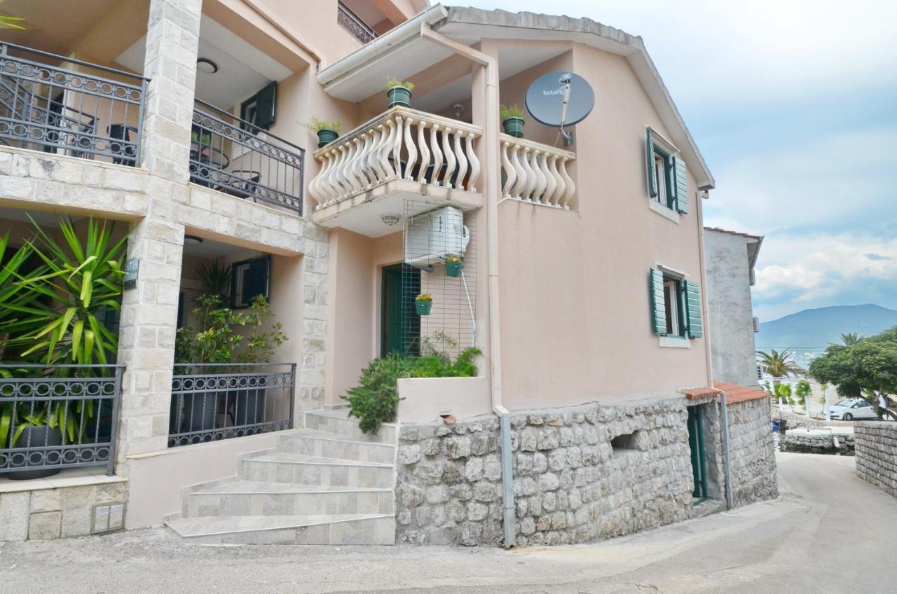 Apartment Romana Тиват Экстерьер фото